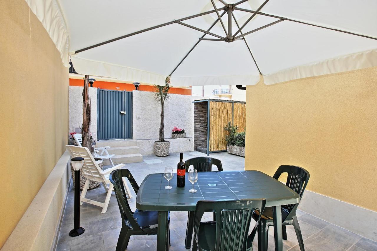 Re Sole La Dependance - Casa Vacanza V E N E R E Avola Exterior photo